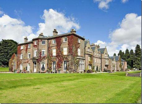 Turnberry Luxury Holiday Romantic Cottage in Scotland